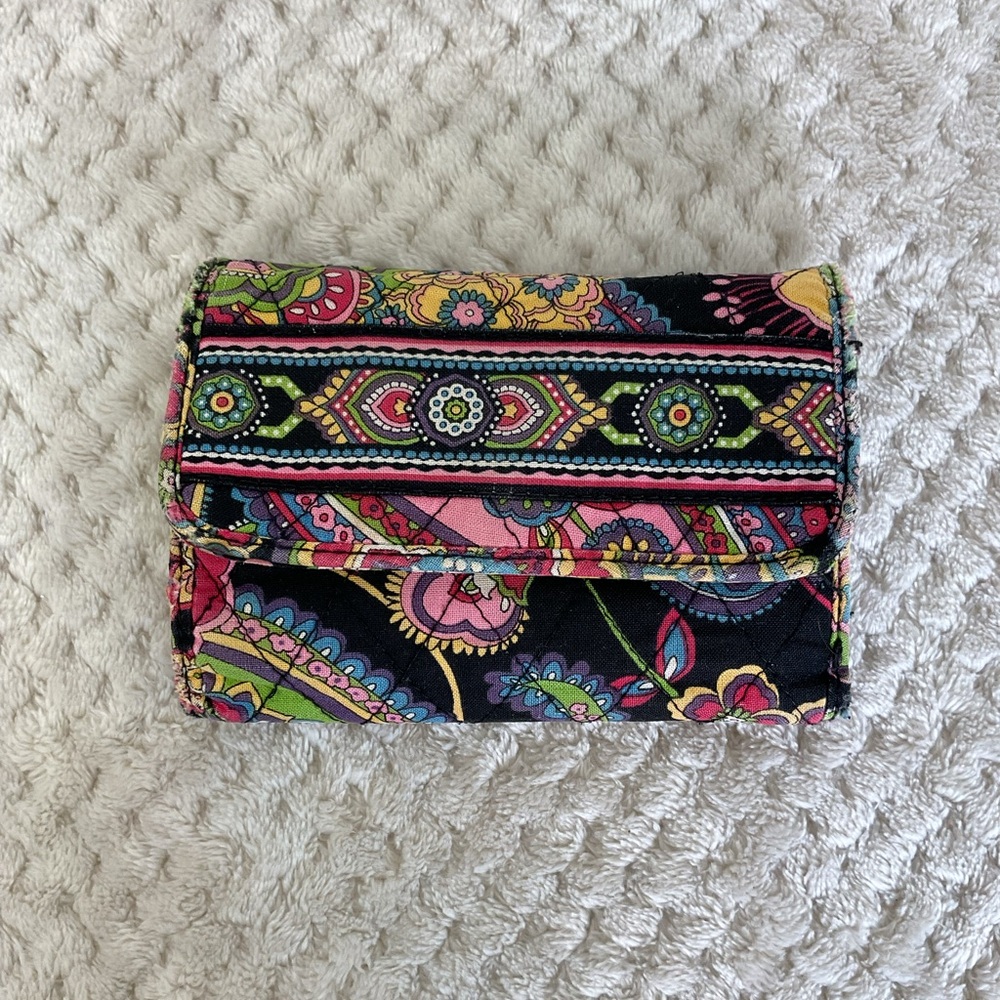 Vera Bradley Symphony in Hue Tri-fold Wallet - Picture 1 of 7